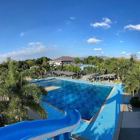Jjb Aquafarm Resort By Cocotel Castillejos Ngoại thất bức ảnh